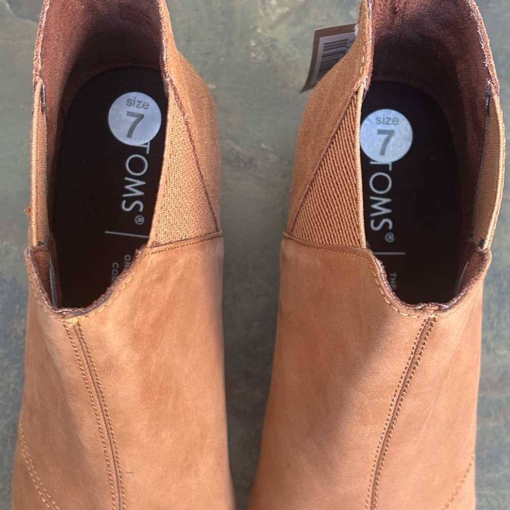 Toms Kelsey Boot NWT - Picture 9 of 13